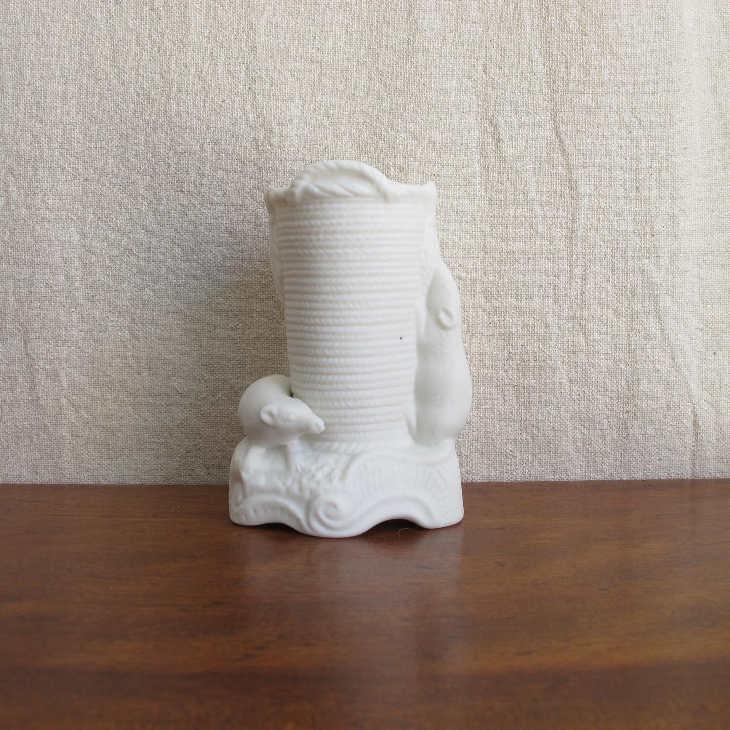 Antique Parian porcelain vase with figural mice, exploring a coil of rope, extremely rare, c. 1860 1870