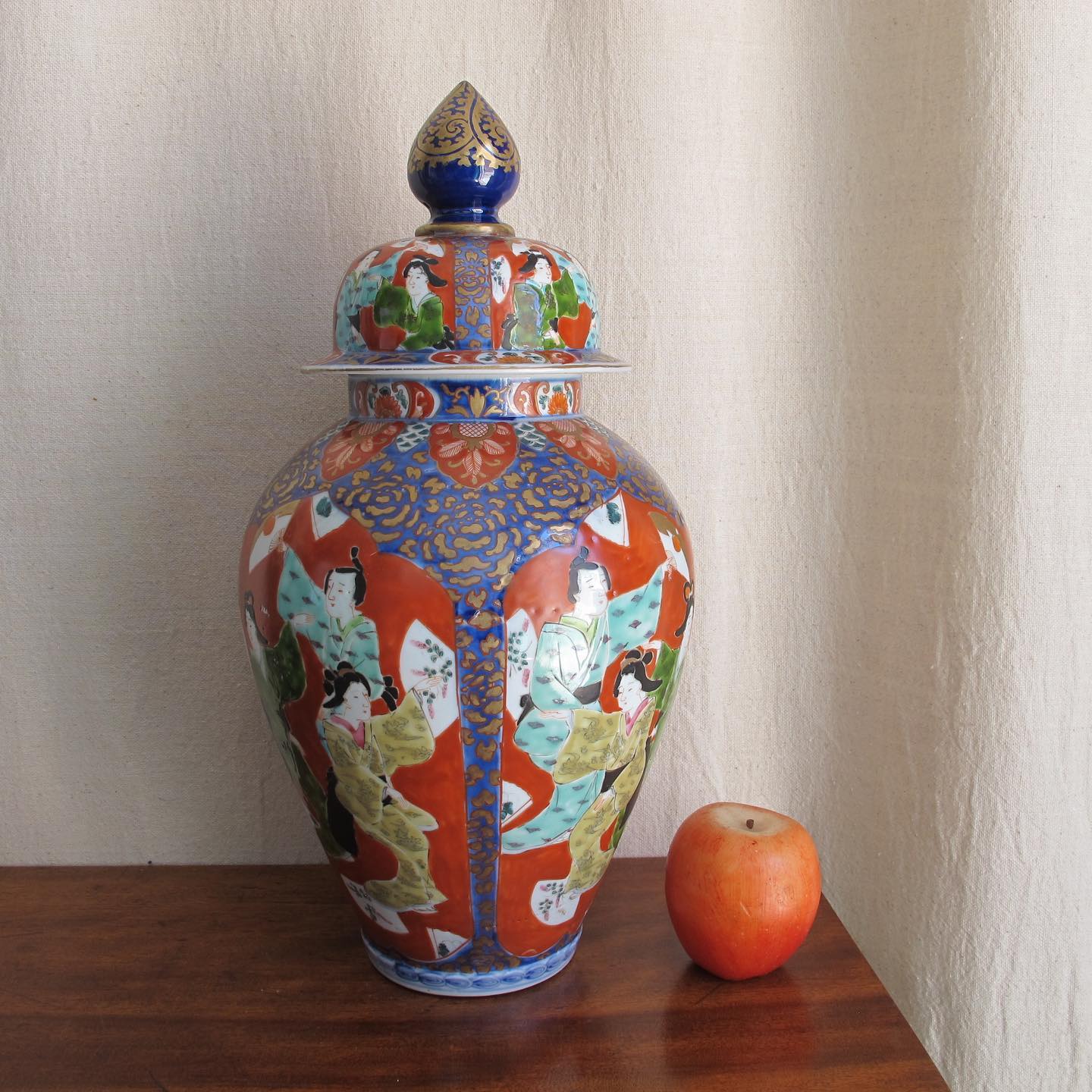 LARGE antique Japanese Imari / Arita ware covered jar, depicting dancers with fans, c. 1860 1880