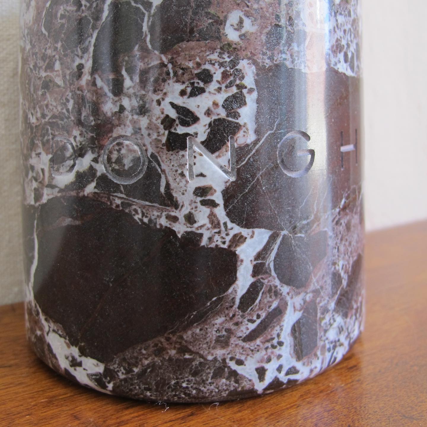 Marble vessel by DONGHIA of very fine specimen marble 1970s 1980s Angelo Donghia