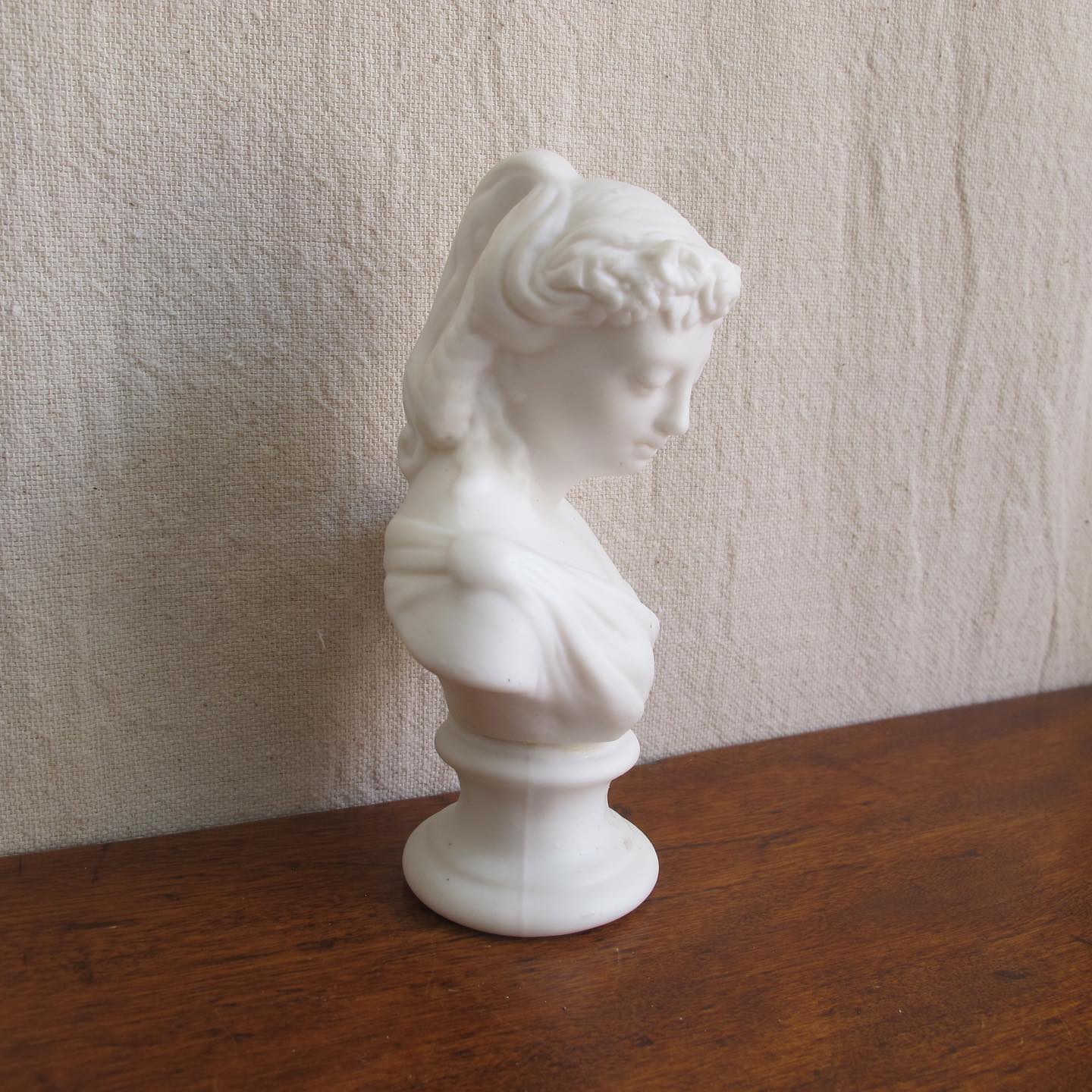 Young Victoria Parian bust, 19th century antique