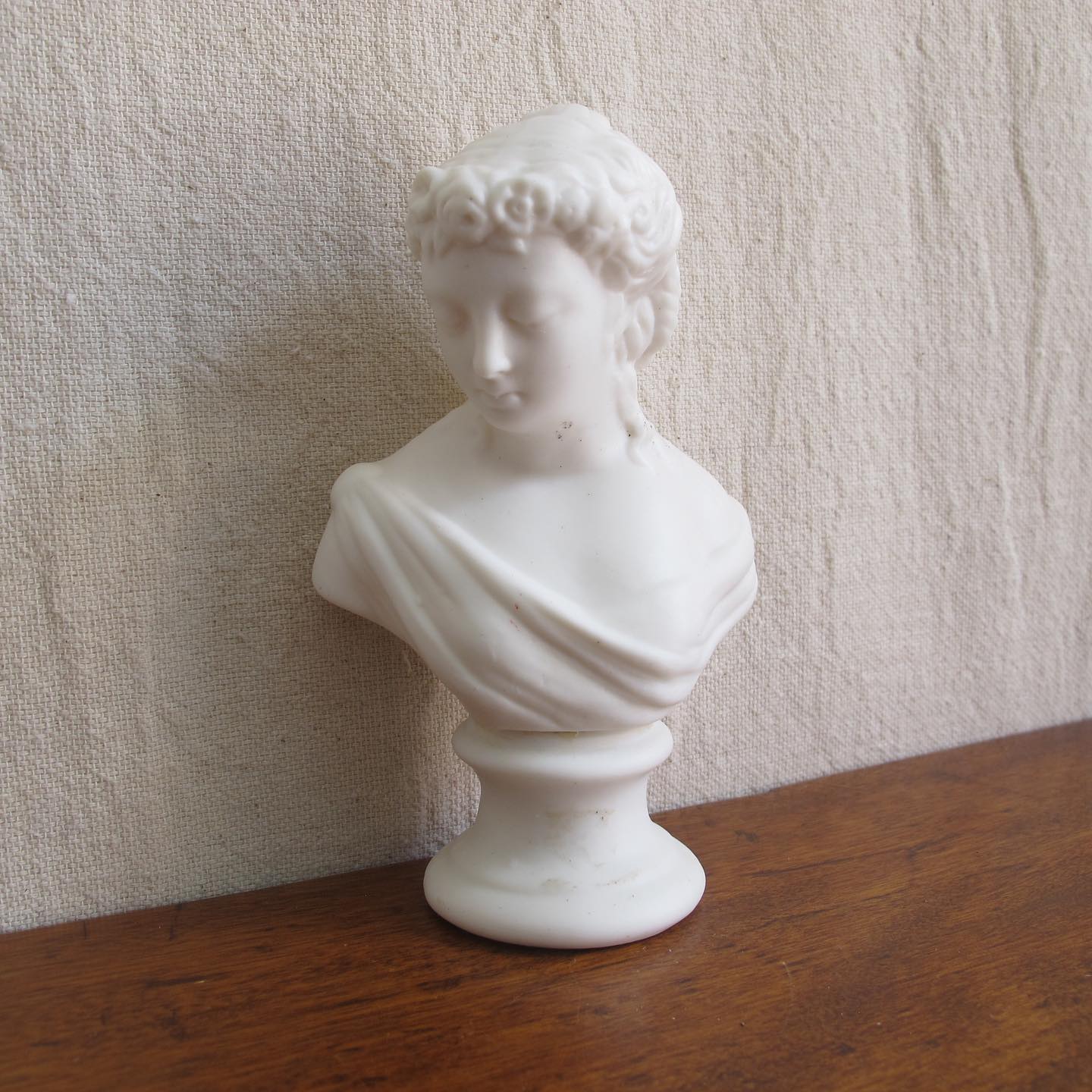 Young Victoria Parian bust, 19th century antique