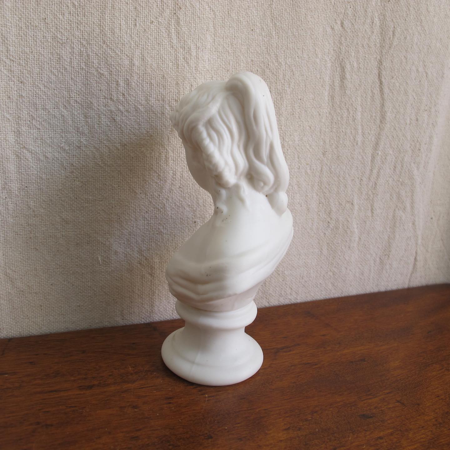 Young Victoria Parian bust, 19th century antique