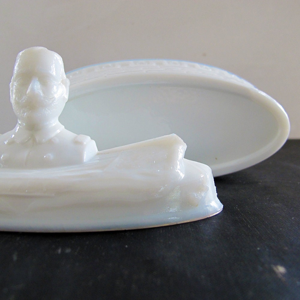 Milk Glass Political Admiral George Dewey Commemorative Dish c. 1899 Spanish American War