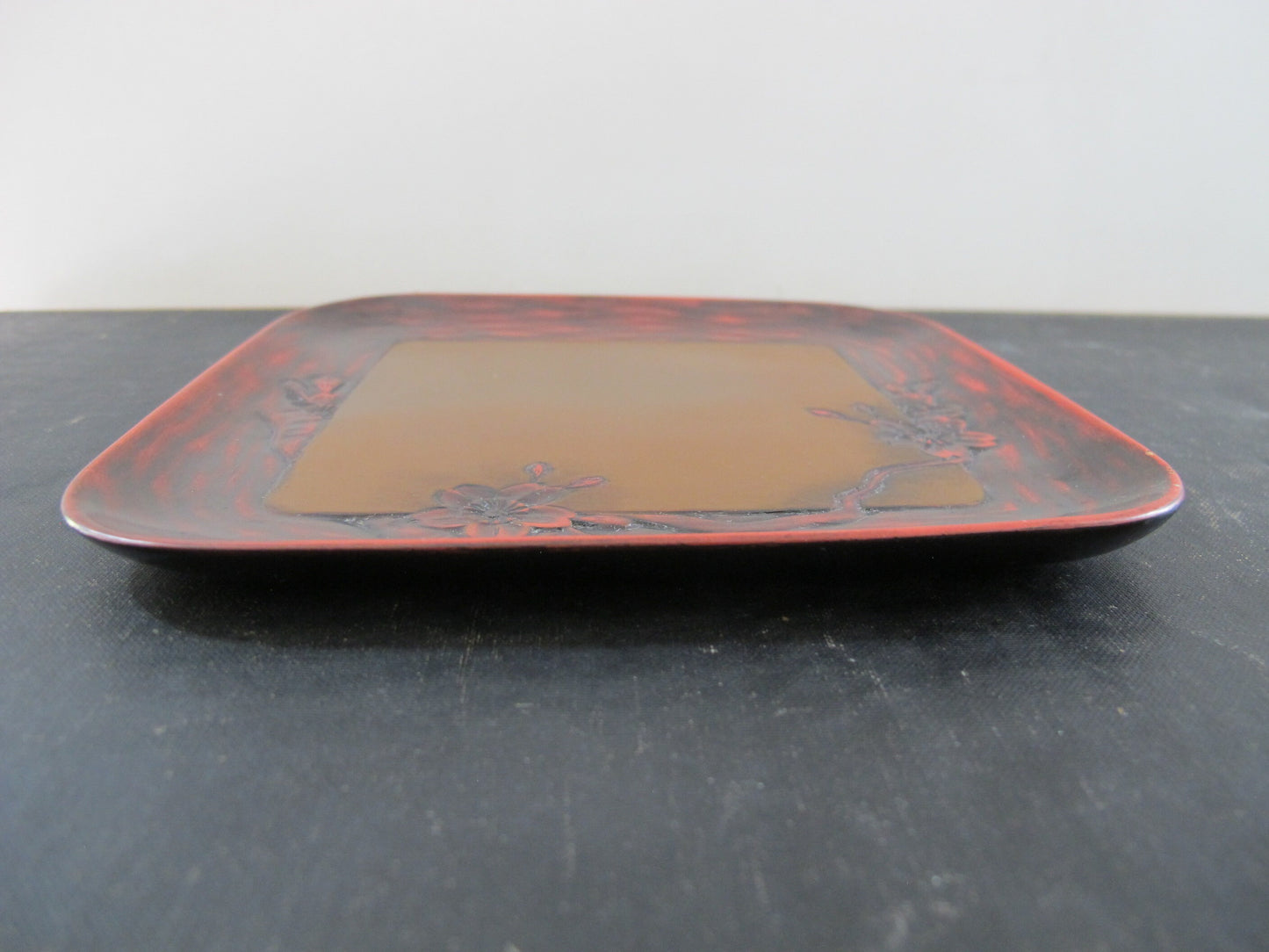 Raised Lacquer Tray Japanese Takamaki-e Hiramaki-e Meiji Period 1900 1910 Red and Black on Gold Mustard