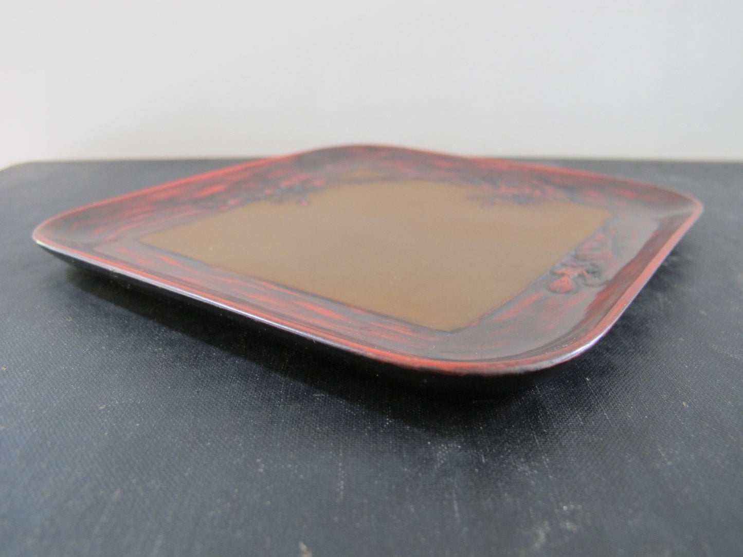 Raised Lacquer Tray Japanese Takamaki-e Hiramaki-e Meiji Period 1900 1910 Red and Black on Gold Mustard