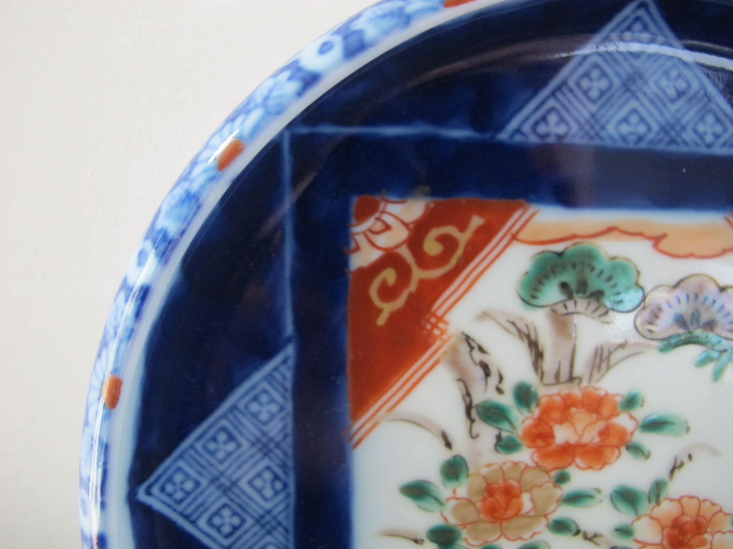 Chinese Imari Plate or Dish Blue and Red Flowers Camellias Signed Marked Entirely Handpainted c. 1910s 1920s