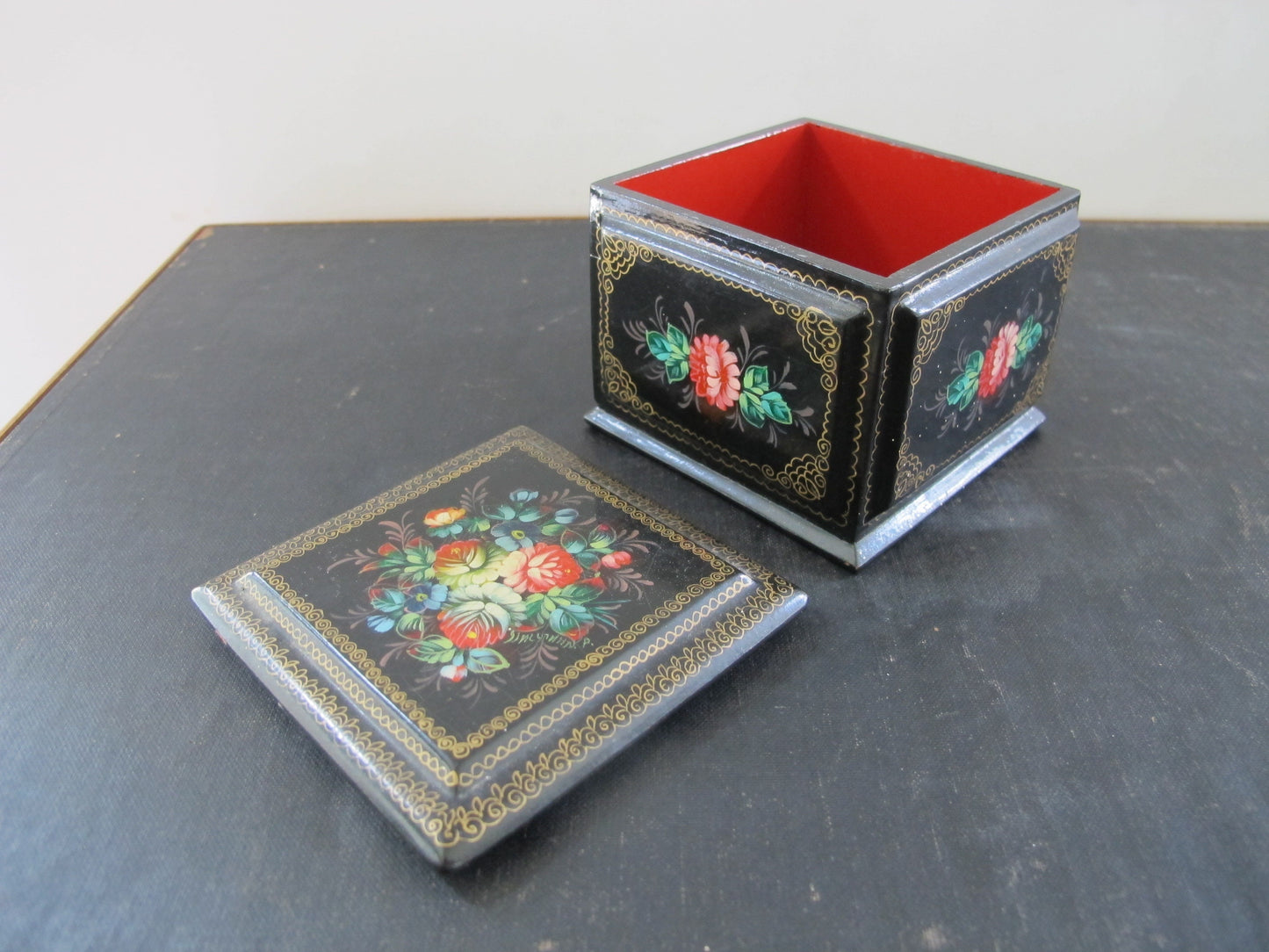 Russian Lacquer Box Signed and Dated 1992 1990s Flowers Floral