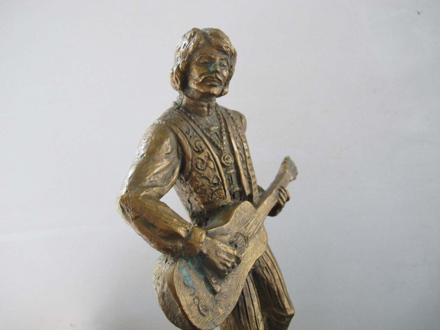 Sculpture Guitarist Romanelli Jostens USA 9100 Bronze Resin Plaster Midcentury MCM