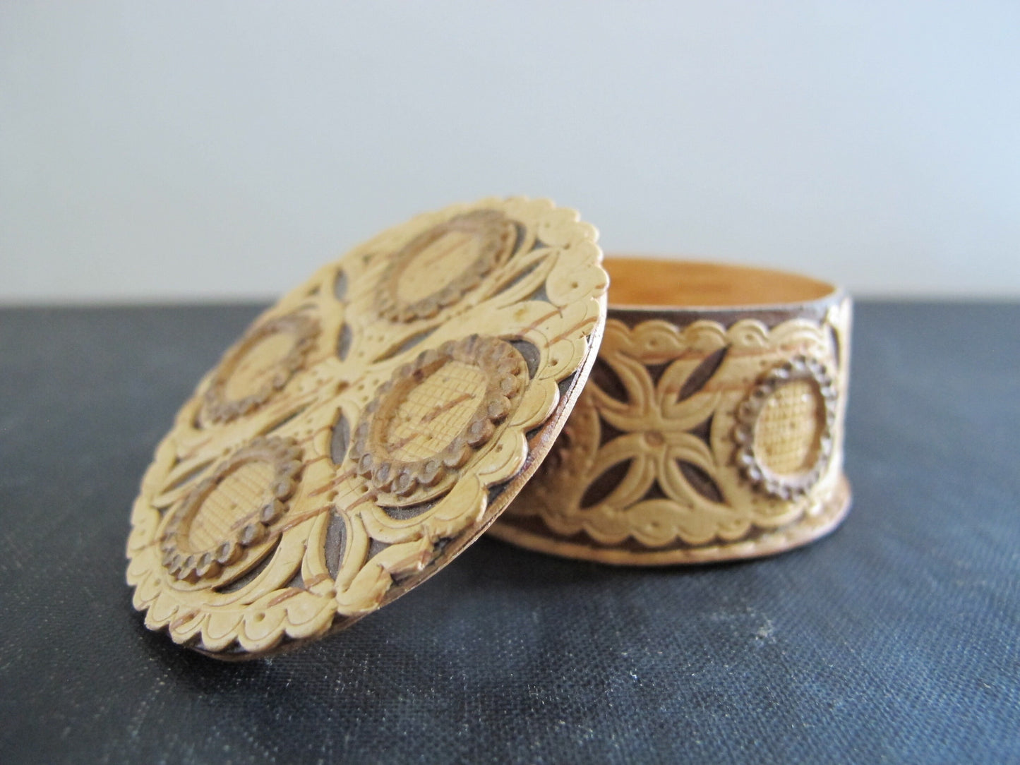 Box Stamped Birch Bark Arts and Crafts 1910s 1920s Pyrography