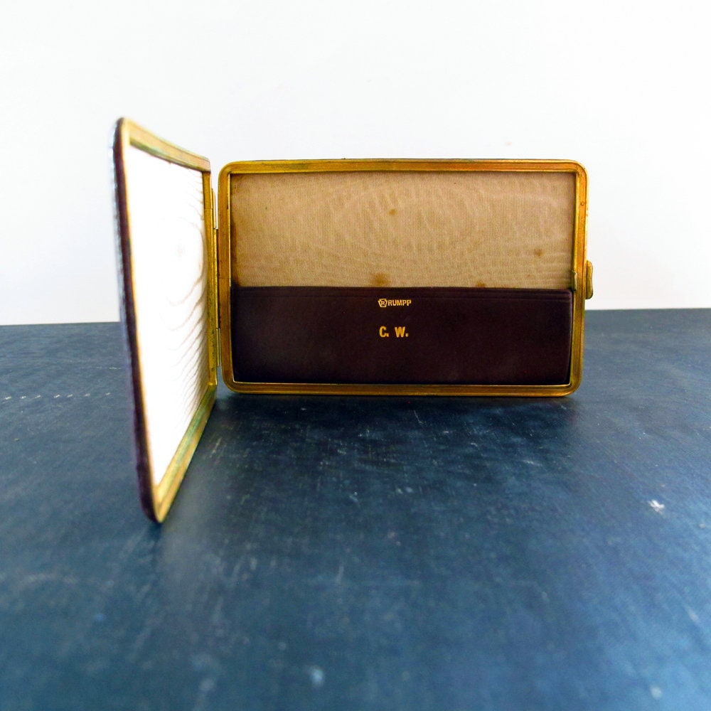 Case Wallet 1930s Rumpp Leather Brass Mechanism Monogrammed CW Interior Moire Silk