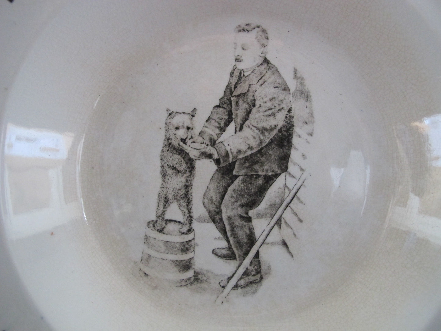 Bowl Plate Advertising Advertisement Bear Thomas Wallis and Co. Edwardian Victorian 1902 1900s