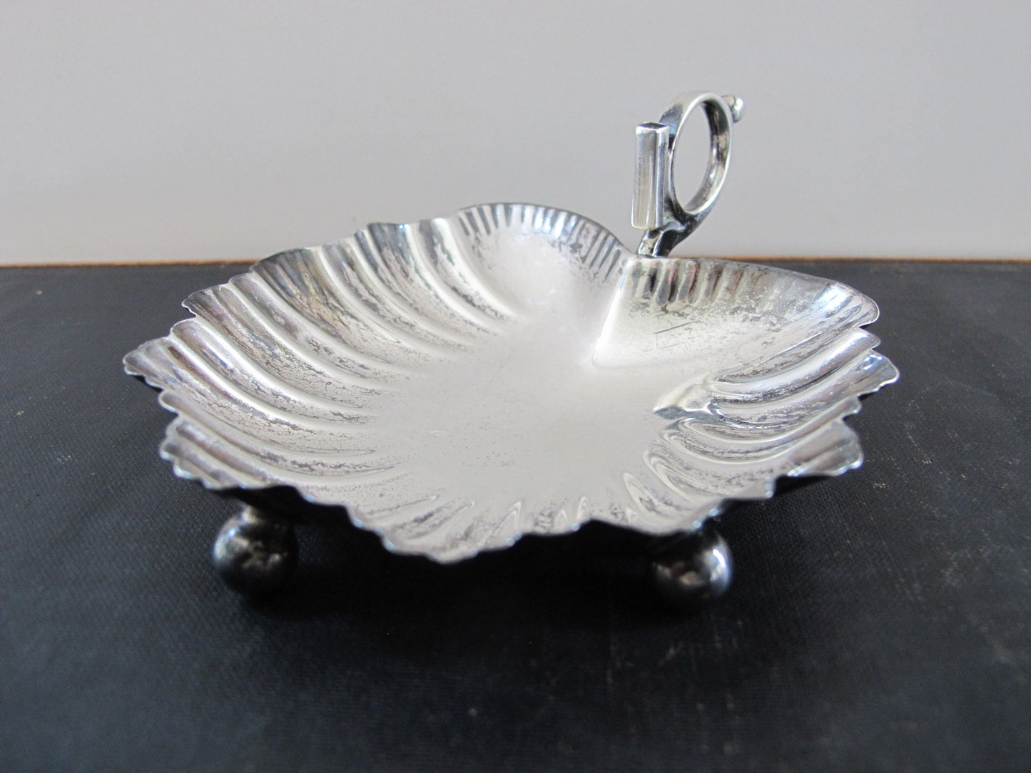Shell Leaf Silverplate Handled Tray Incense Holder Fluted Reeded 1910s 1920s Edwardian Hotel Silver Silverplate Silver Plate