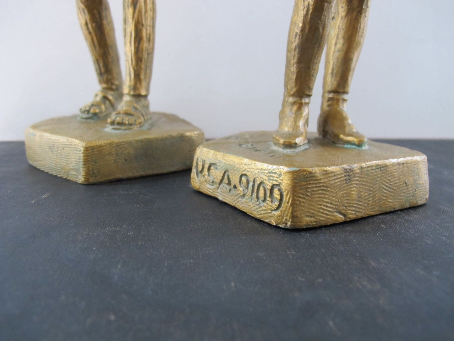 Sculptures Hitchikers Man and Woman Romanelli Jostens USA 9108 9109 Bronze Resin 1960s 1970s MCM Midcentury