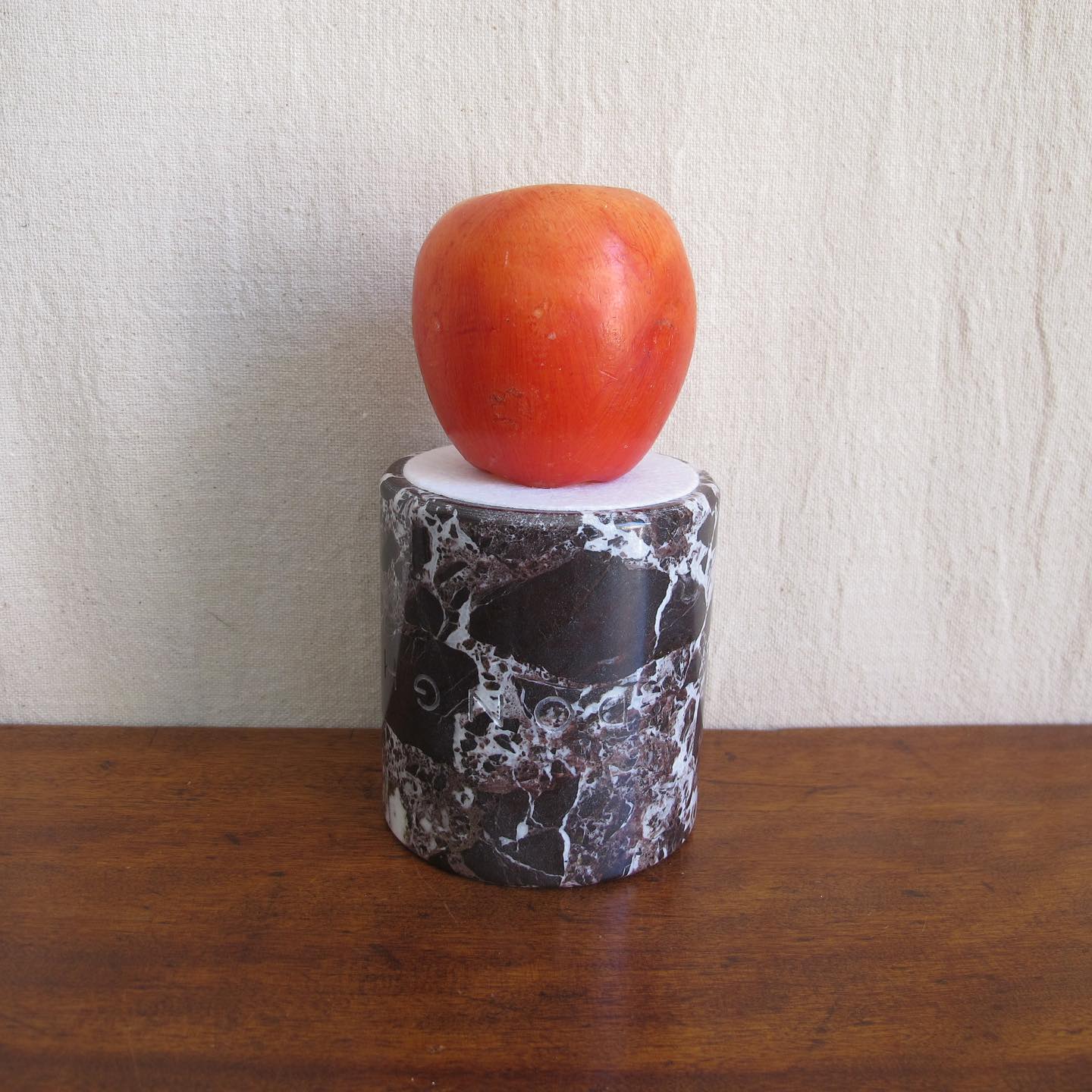 Marble vessel by DONGHIA of very fine specimen marble 1970s 1980s Angelo Donghia