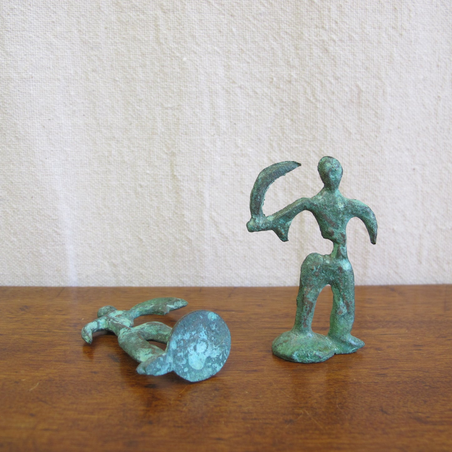 Miniature midcentury Brutalist bronze sculptures of warriors, c. 1950 1960