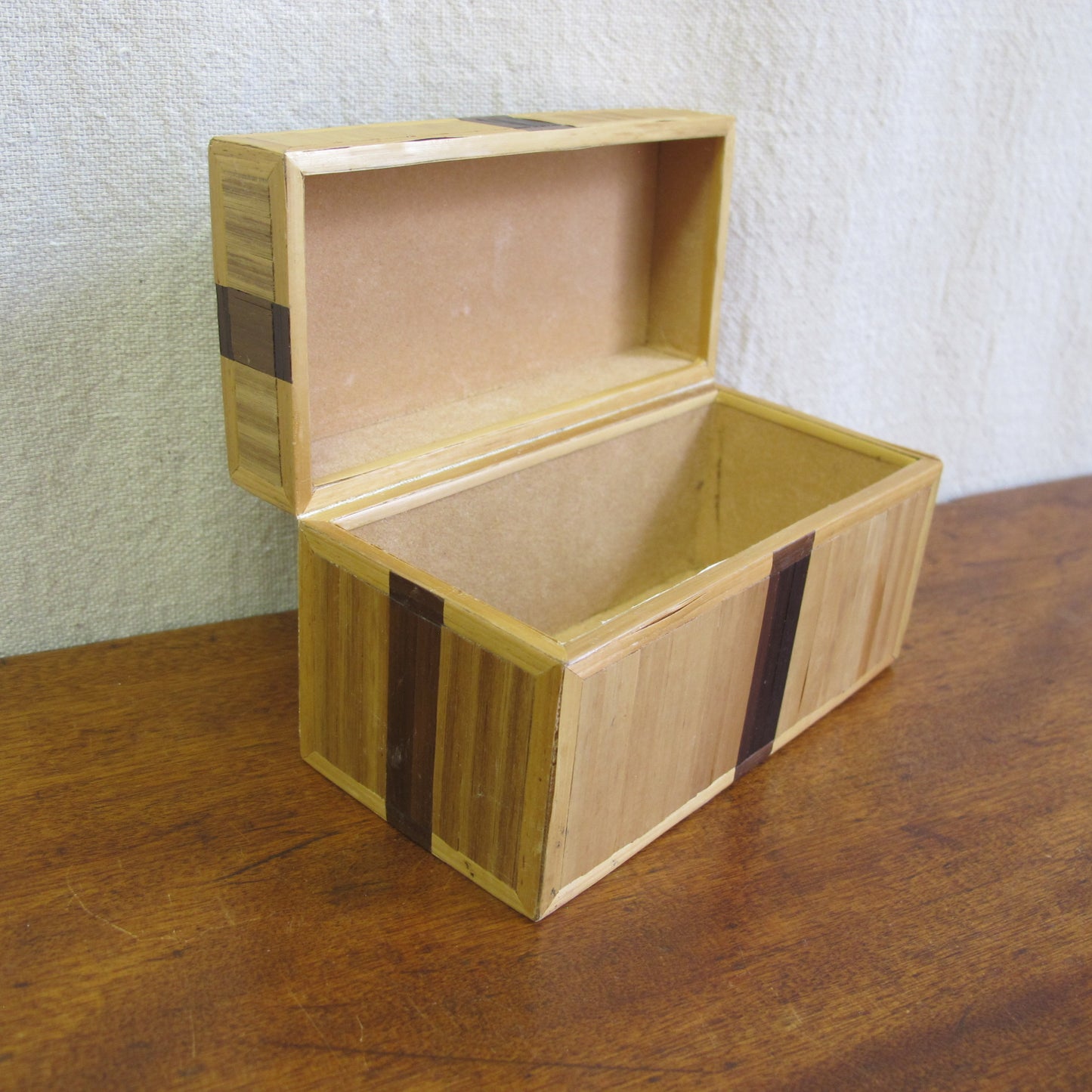 French straw marquetry box made by Rochas in the form of a gift box with bow, c. 1970