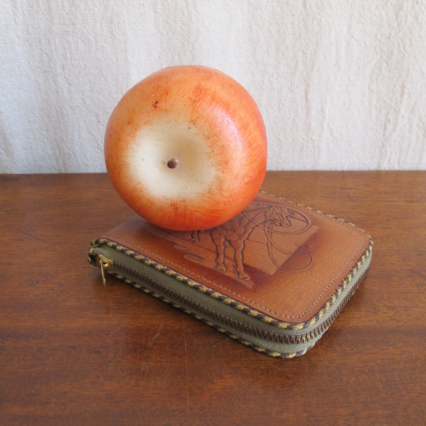 Wallet in tooled pigskin leather cowboy and mustang horse being lassooed, by Hidecraft, perfect unused condition, c. 1940