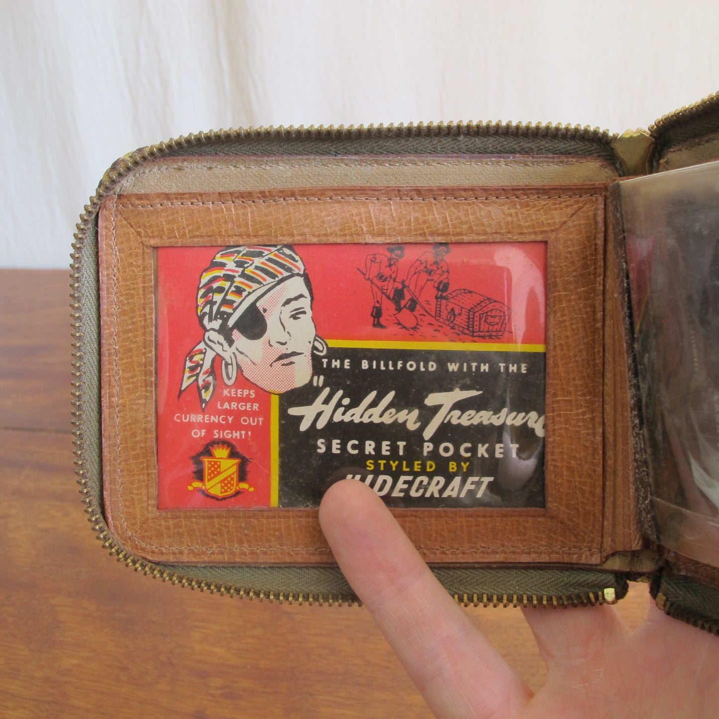 Wallet in tooled pigskin leather cowboy and mustang horse being lassooed, by Hidecraft, perfect unused condition, c. 1940