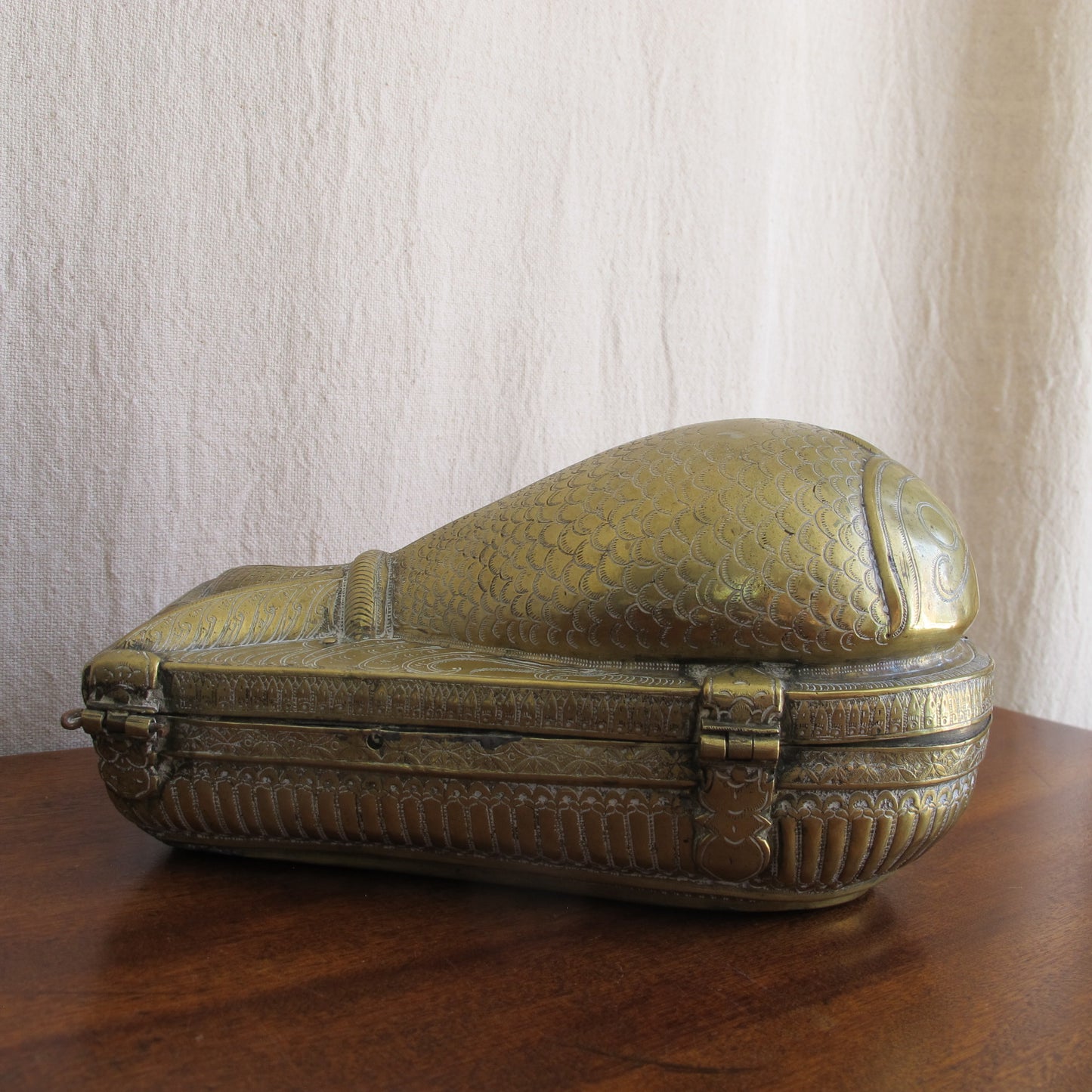 Indian betel nut lime paste box in chased and engraved brass in the form of a fish, early 19th century, vintage antique