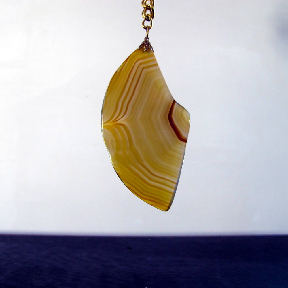 Banded Agate Necklace Goldtone Costume Jewelry 1970s Setting Natural Undyed Color