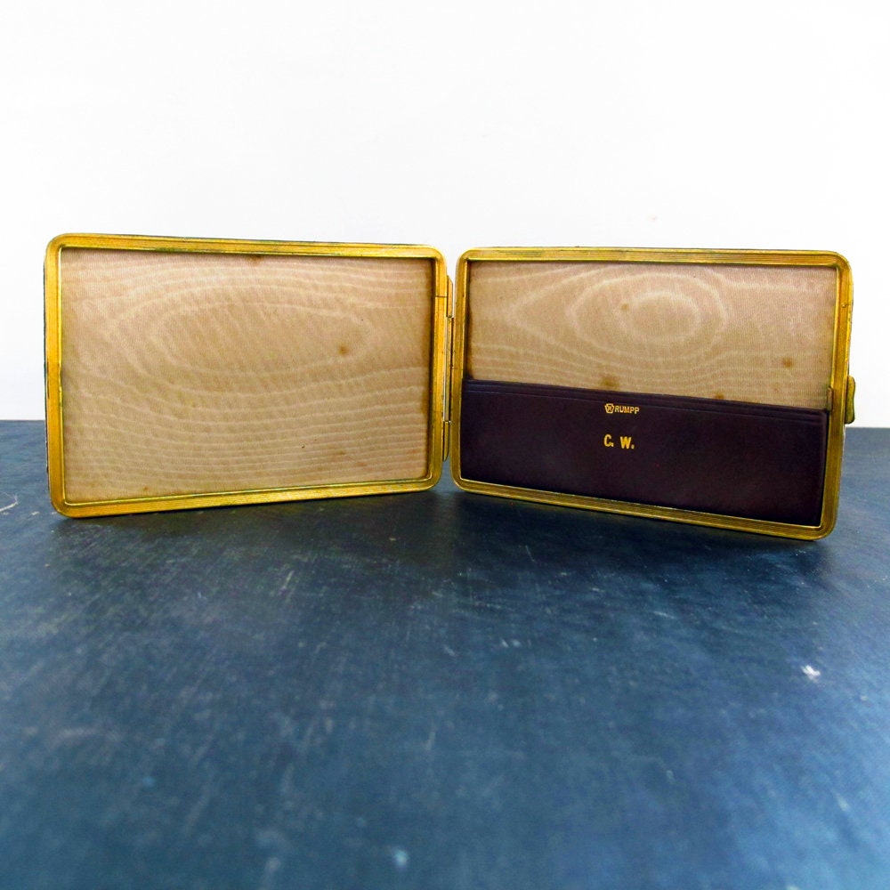 Case Wallet 1930s Rumpp Leather Brass Mechanism Monogrammed CW Interior Moire Silk