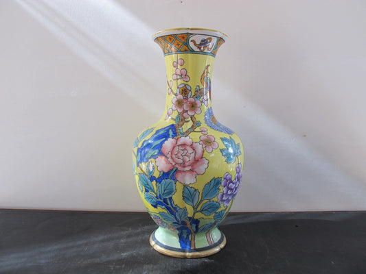 Vase Nippon Prunus Bird of Paradise Camellia Yellow Famille Jaune Japanese in Chinese Style Blue Magenta Teal