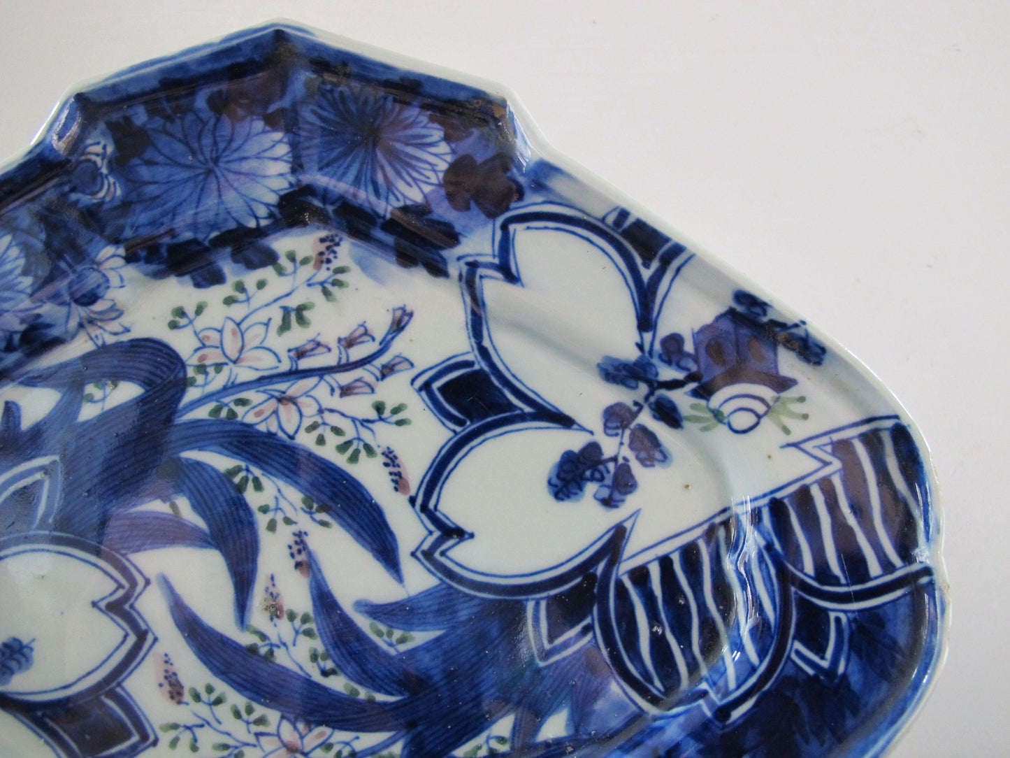 Diamond Parallelogram Japanese Imari Blue and White Porcelain Plate